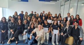 Universitarias ganan el Hack Day 2025 con