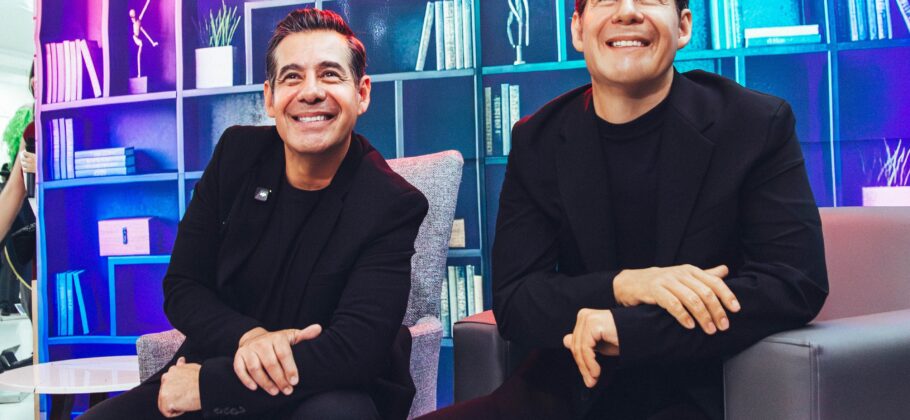 Yordi Rosado inaugura su figura en el Museo de Cera de Guadalajara